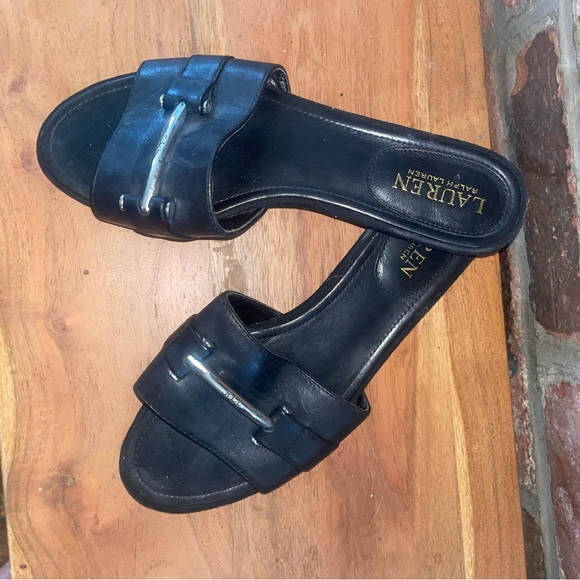 Ralph Lauren Leather Davan Slip-on Sandal - Picture 3 of 5